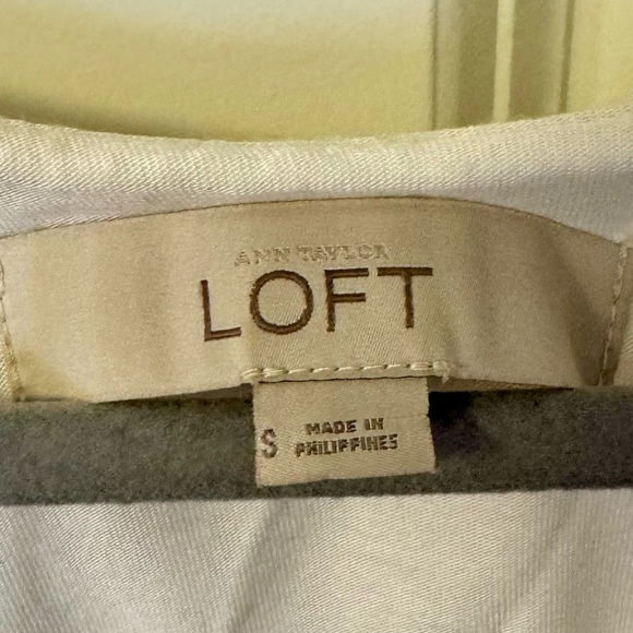 LOFT Flowy Tank Top - Picture 3 of 3